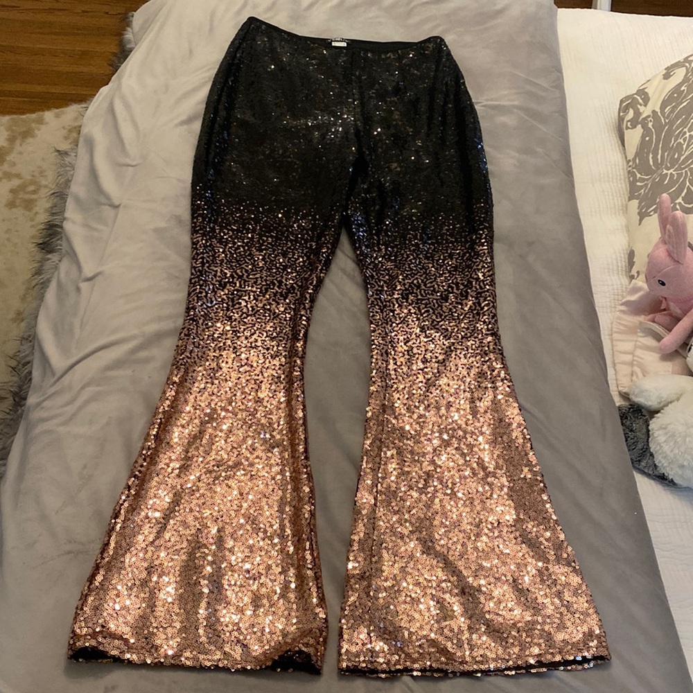 VENUS black and gold sequin flare pants